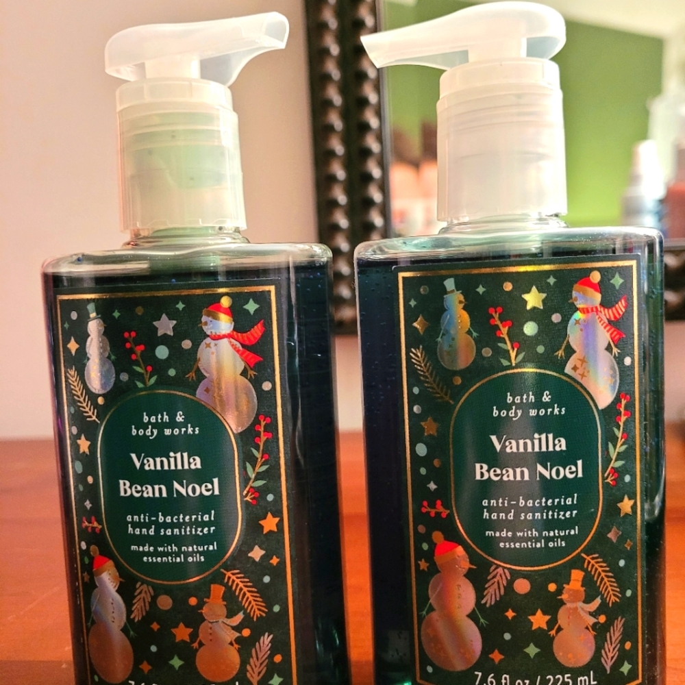 🆕 2 × Bath & Body Works VANILLA BEAN NOEL Moisturizing Hand Sanitizer 7.6 oz